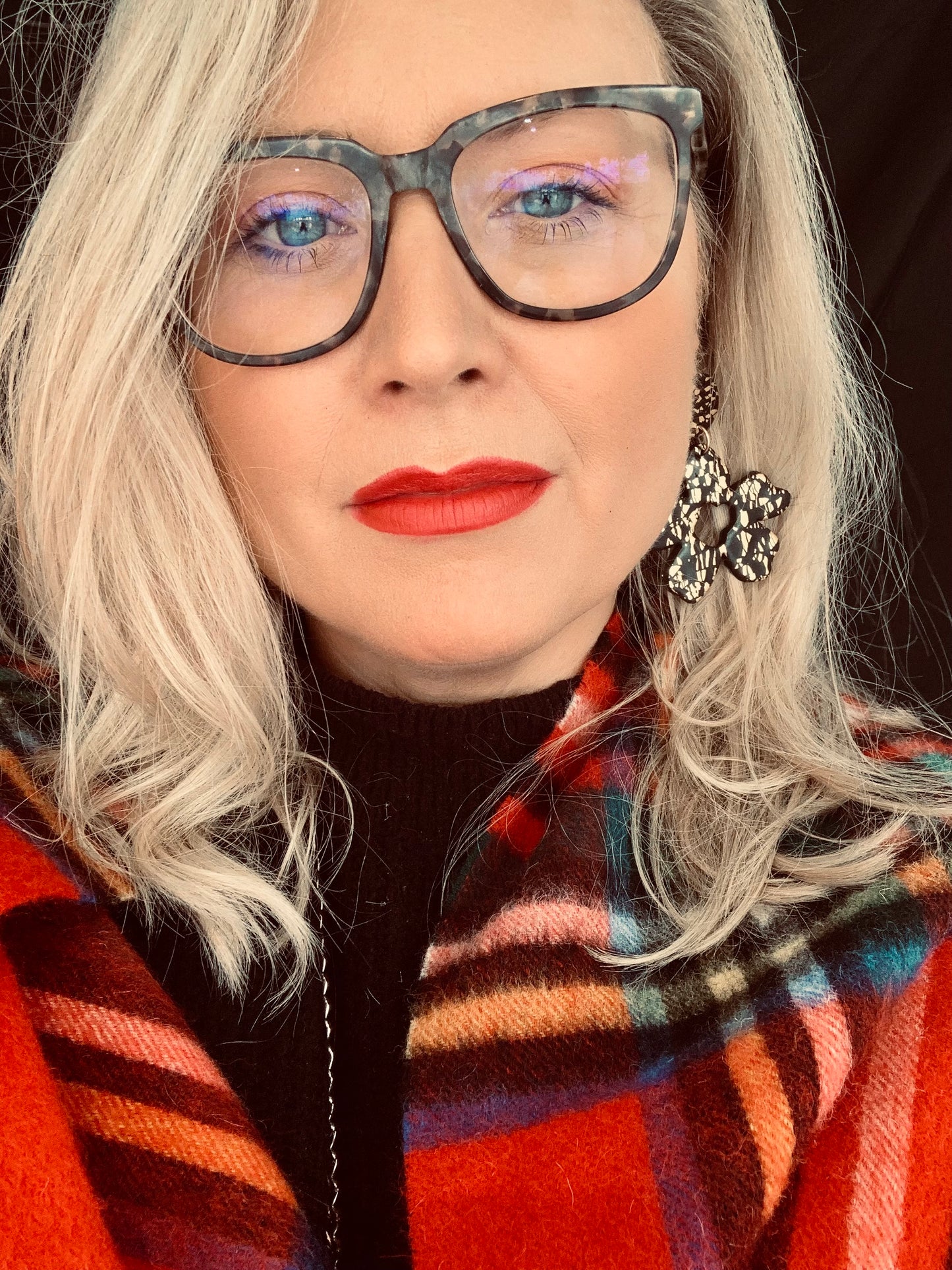 All That Glitters - Flower Earring