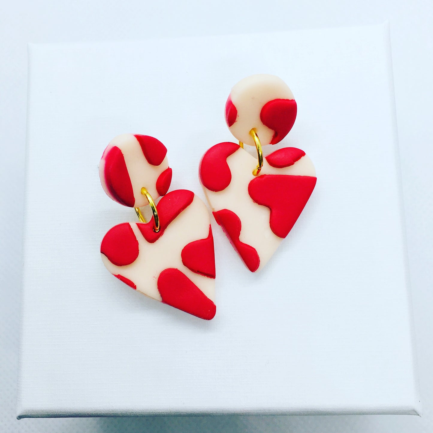 LOVE LOVE LOVE - Medium Earring